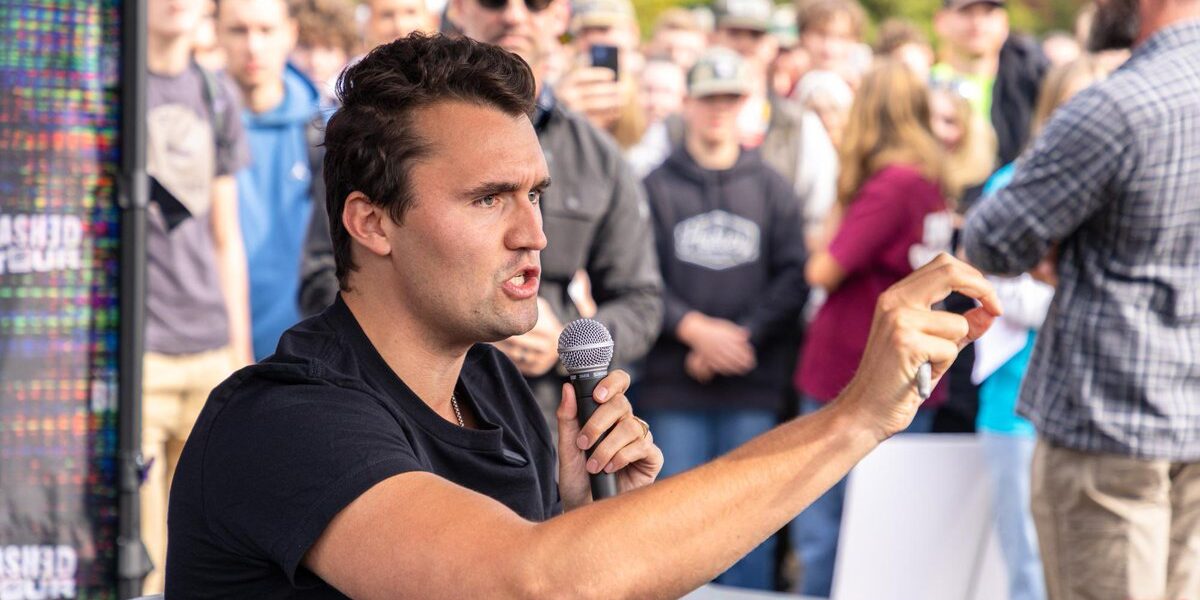 Jön a béke- és a nemzeti menet, Charlie Kirk bírálata az amerikai vízumba is kerülhet – híradó