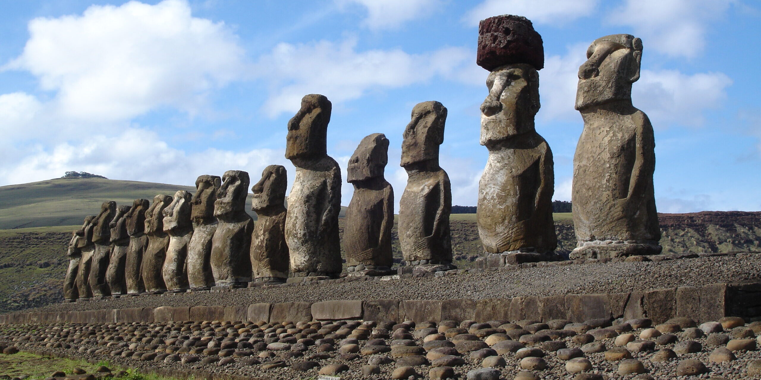 Kiderült, hogy „sétáltatták” a Húsvét-sziget óriás kőszobrait