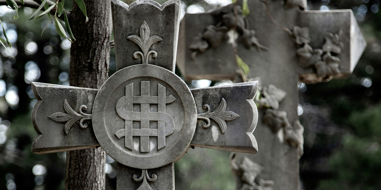 Nagyot ugrott a temetői virágok ára is